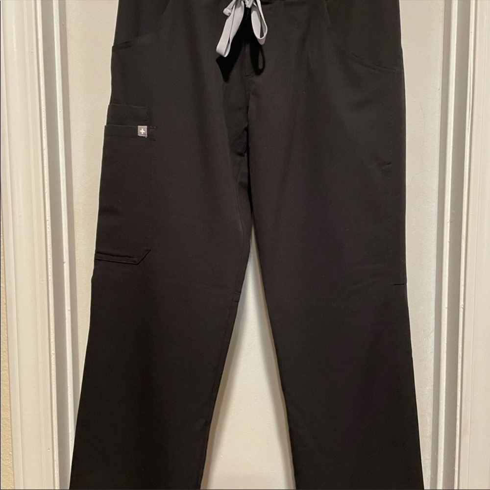 Figs black scrub bottoms